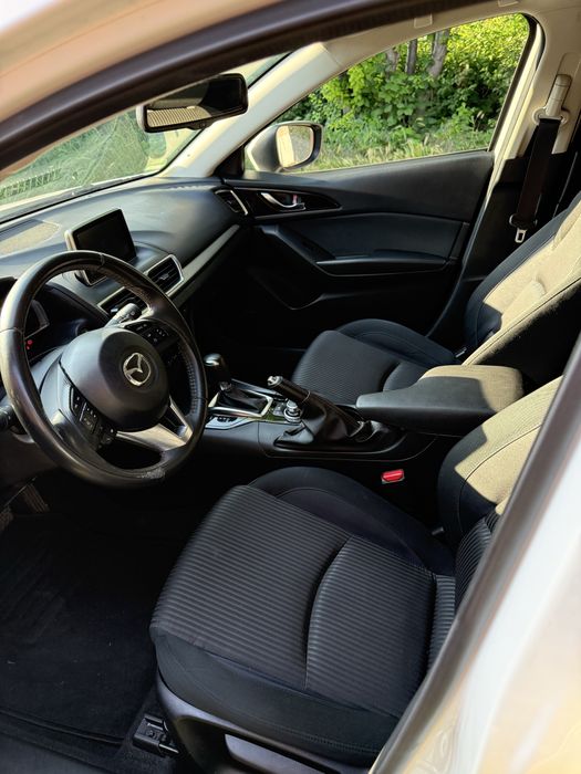 Mazda 3 HatchBack 2.2 Diesel Automata