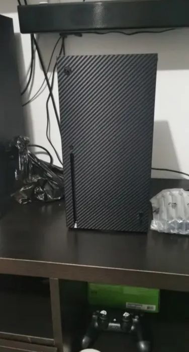 Xbox Series X + 2 геймпада