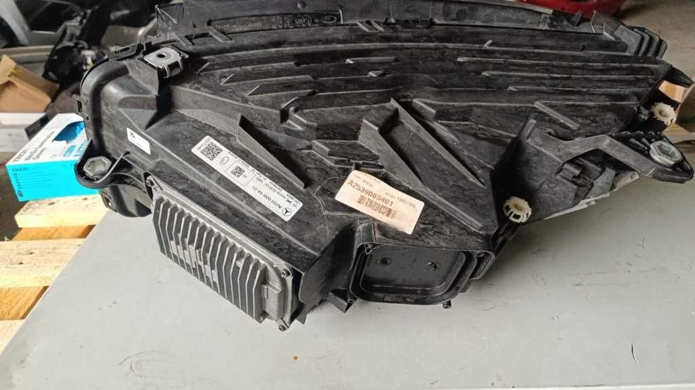 Far stanga Mercedes GLC X253 / C253 led high performance 2018