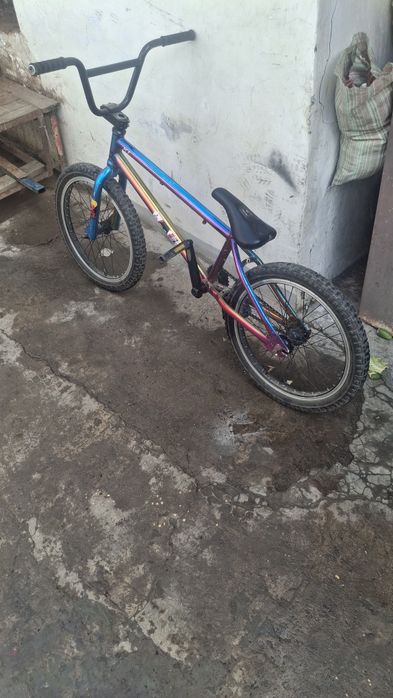 4 велика 3 скоростный и бмх