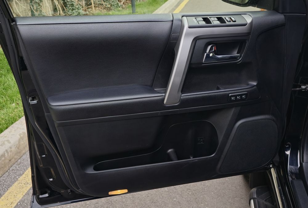 Toyota 4 runner  4 лит.