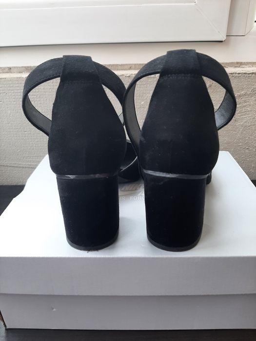 Pantofi dama eleganți