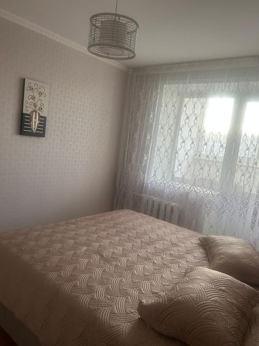 Продам квартиру 4 комнатную