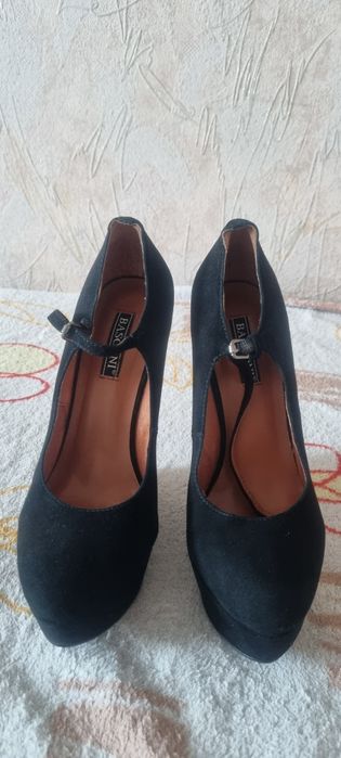 Туфли  женские оригинал
