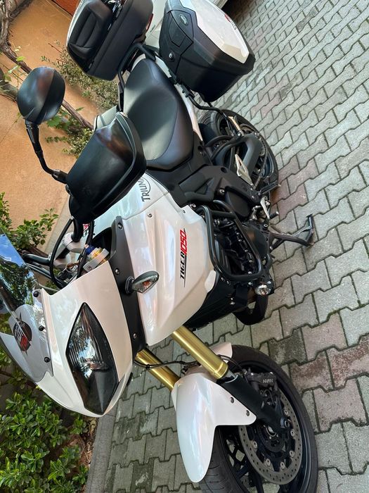 Triumph Tiger 1050 ABS