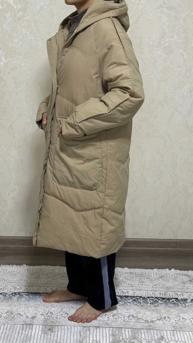 Продаётся куртка женская длинная