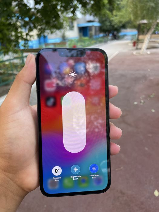 iPhone 13 без ремонта