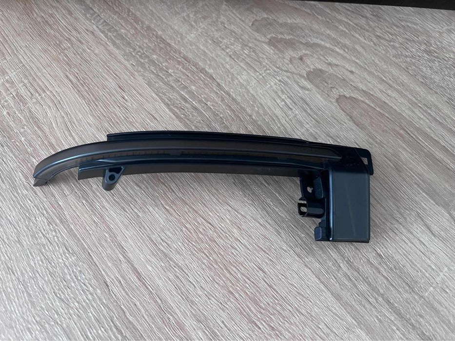 Semnalizari dinamice Audi a4b8