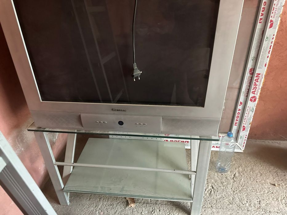 Продаю телевизор!