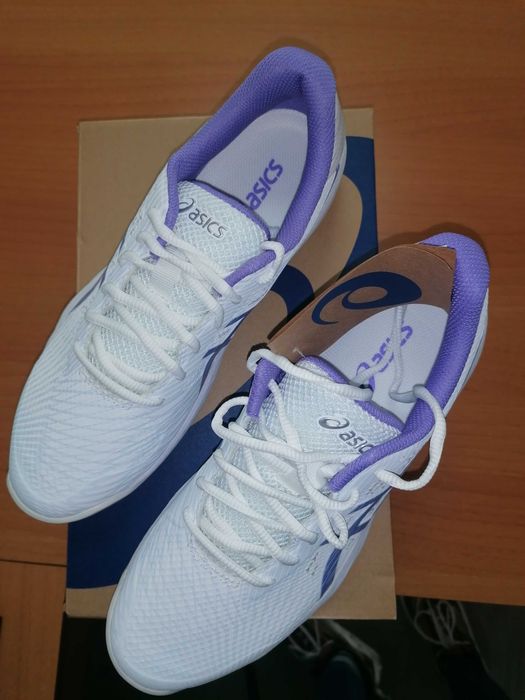Маратонки Асикс Нови