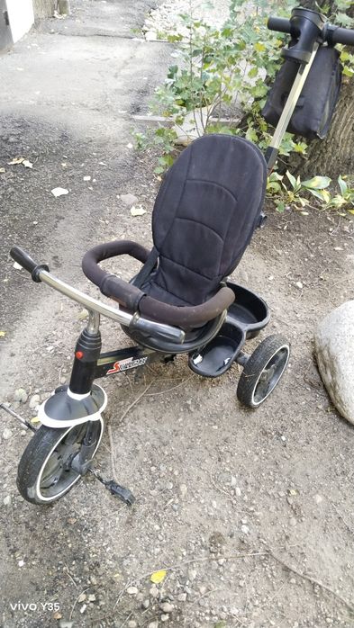 Детский трёхколёсный велосипед