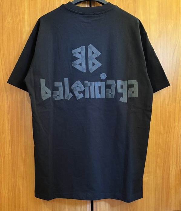 Vand tricou Balenciaga L