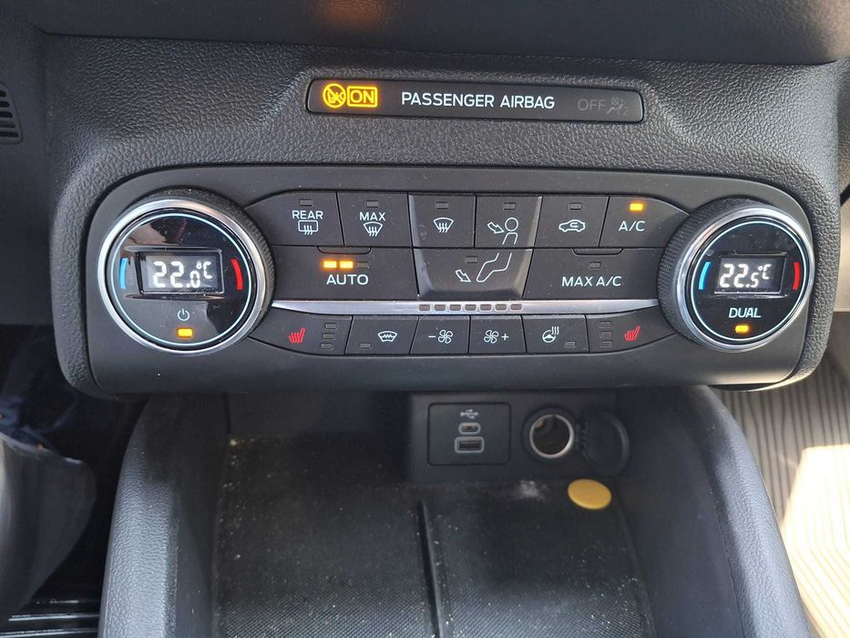 FORD FOCUS  2022 ST-LINE  ecoboost mhev 155CP