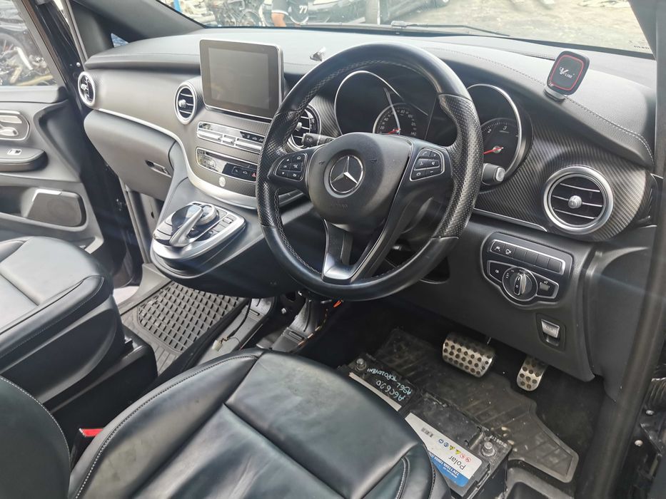 Dezmembrez V-class w447 AMG mediu scurt/far w447/culisanta 447/haion/