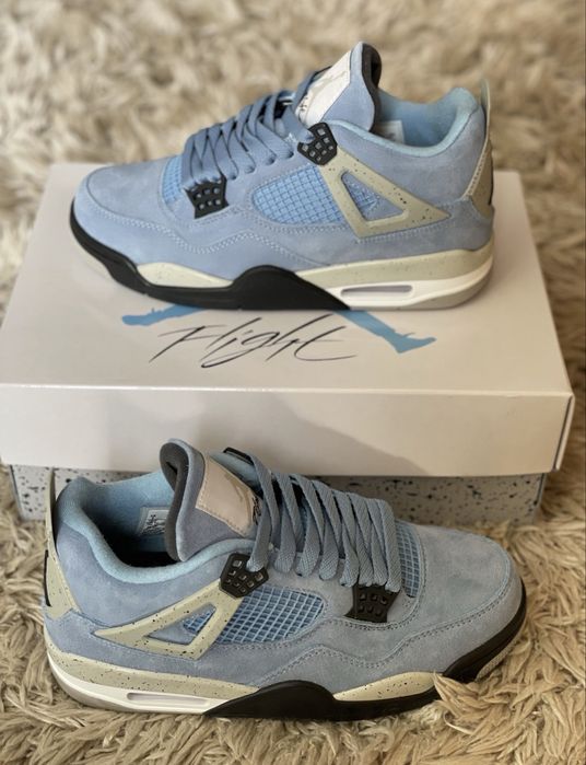 Jordan 4 University Blue
