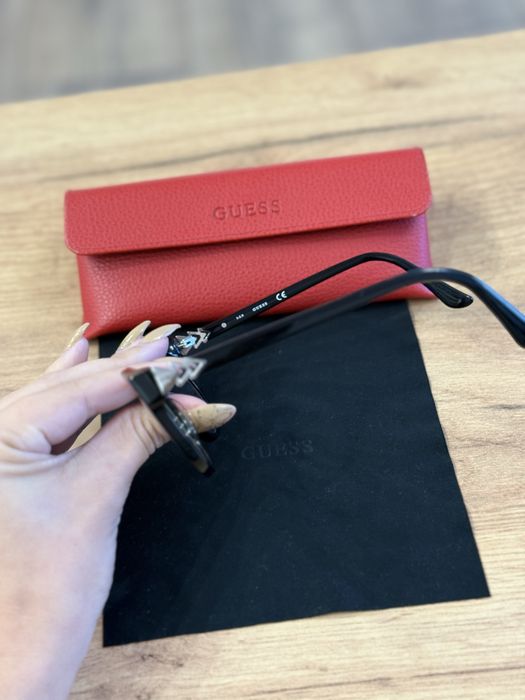Рамки за очила Guess