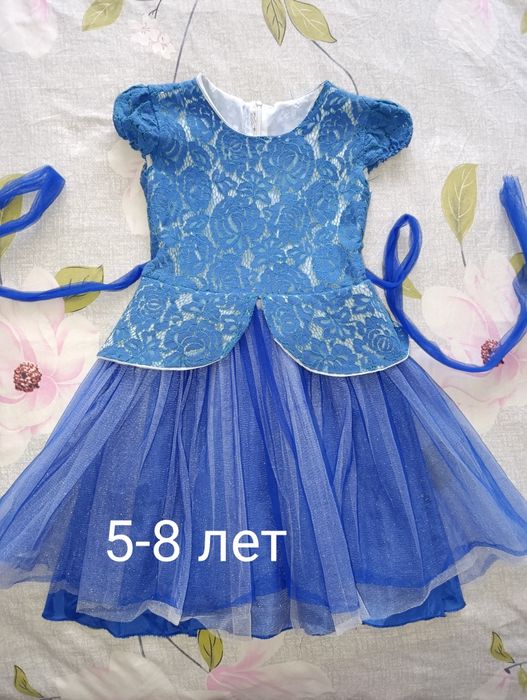 Продаю платья детские