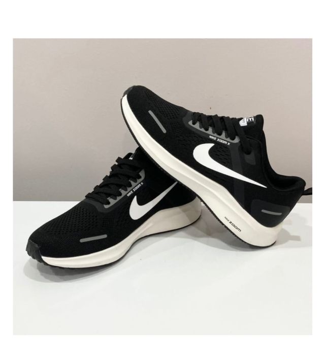 Кроссовки мужские новые