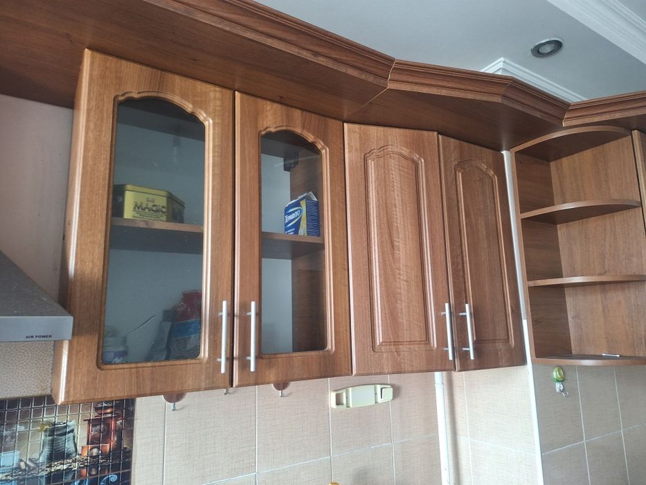 Продам кухонный гарнитур б/у