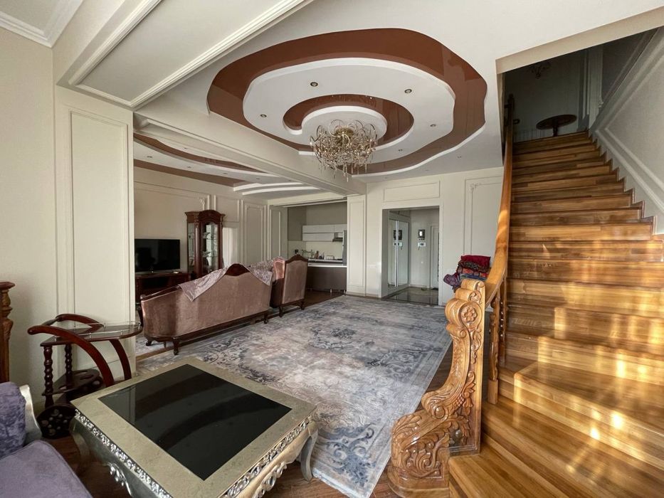 Ул, Чехова Габус-Двухьярусная квартира в самом центре Ташкента!