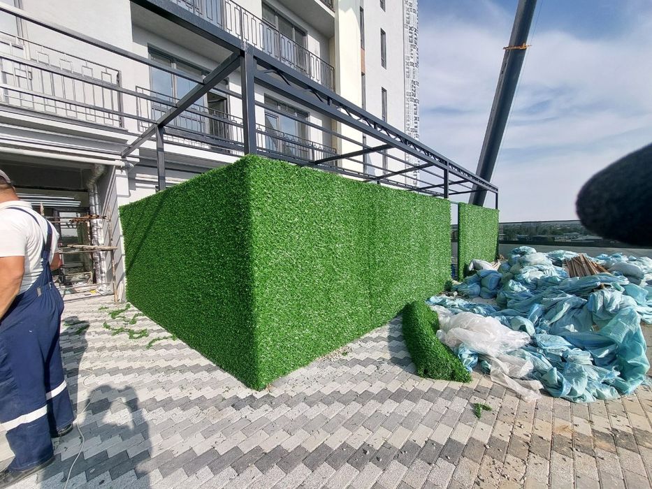 Suniy yashil devorlar