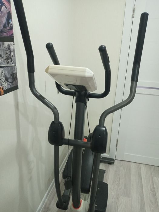 Продам эллиптический тренажёр