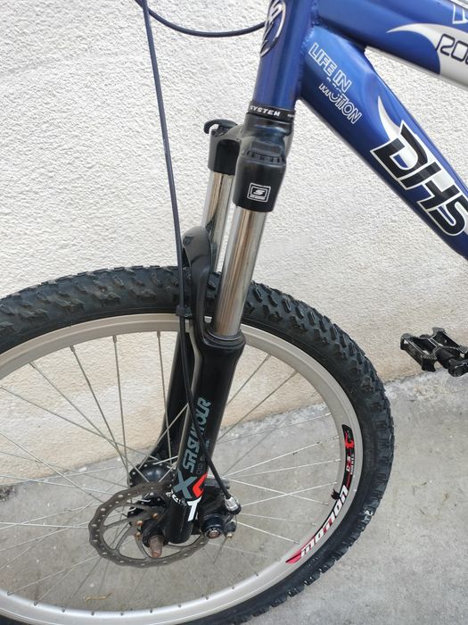 Bicicleta MTB DHS