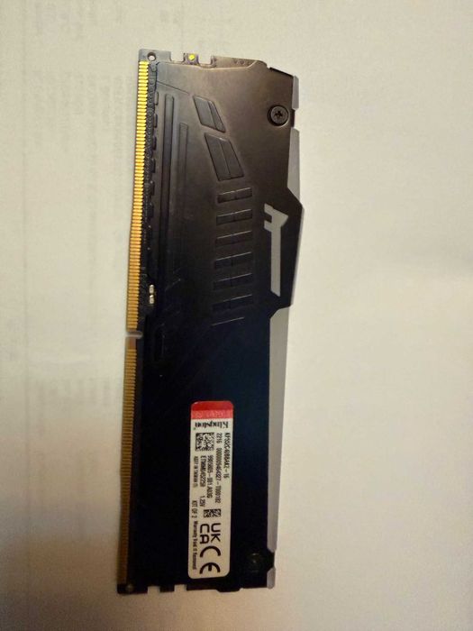 Memorie Desktop 8GB RAM DDR5 Kingston FURY Beast RGB