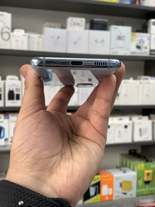 Samsung s20 12/128 gb