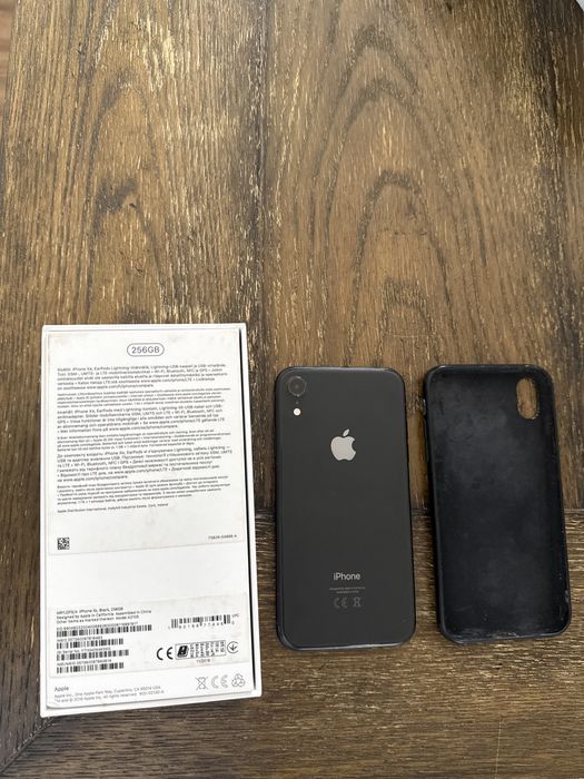 iPhone Xr, 256GB, б/у
