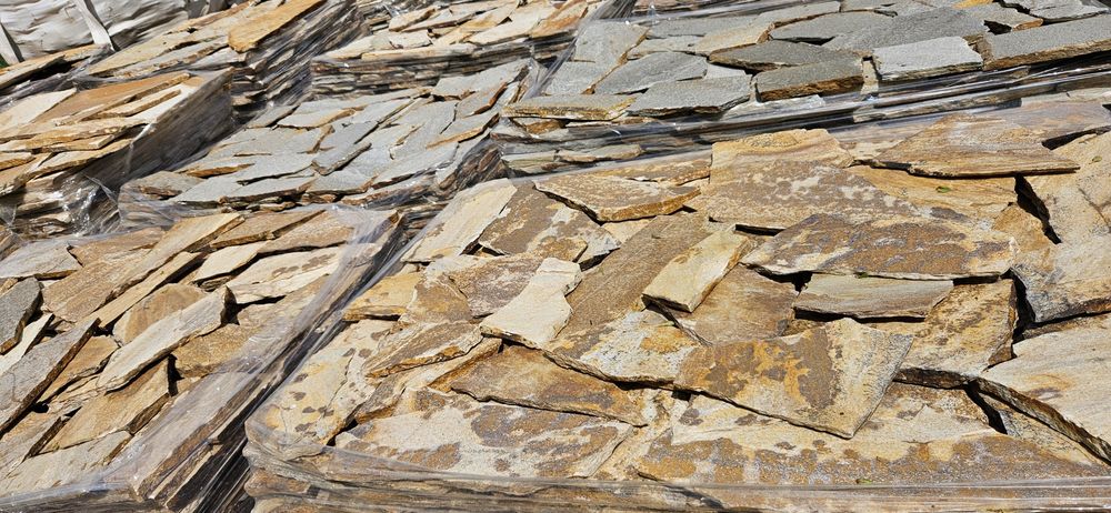 Piatră naturală diversă