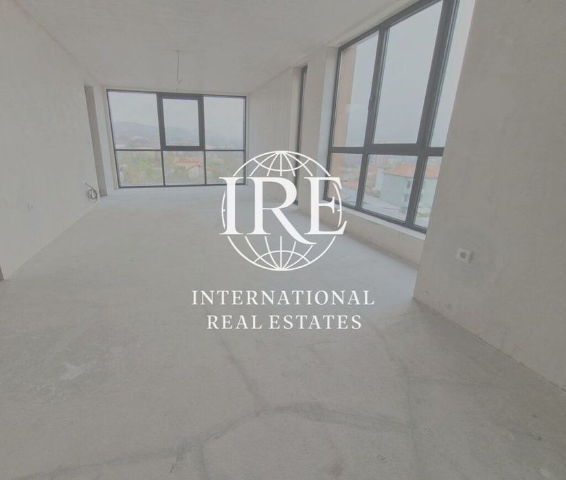 Продава се Тристаен апартамент в Варна, Бриз - 150 кв.м за 1326 €/кв.м - Снимка #3