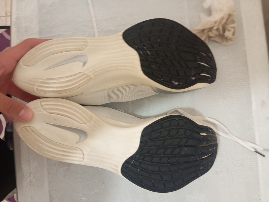 Кроссовки Найк беговые