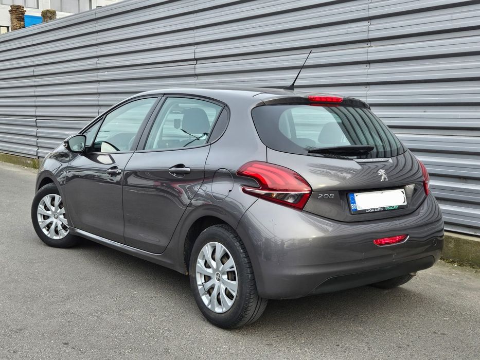 Peugeot 208/ 1.2i / 08.2019/