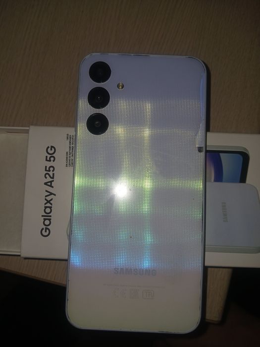 читайте внимательно samsung a25 на запчасти