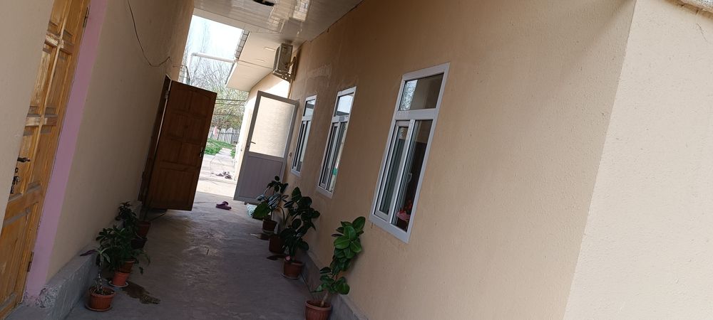 Срочна продётся участка хамма шароити бор яшаб Турган ховлимиз