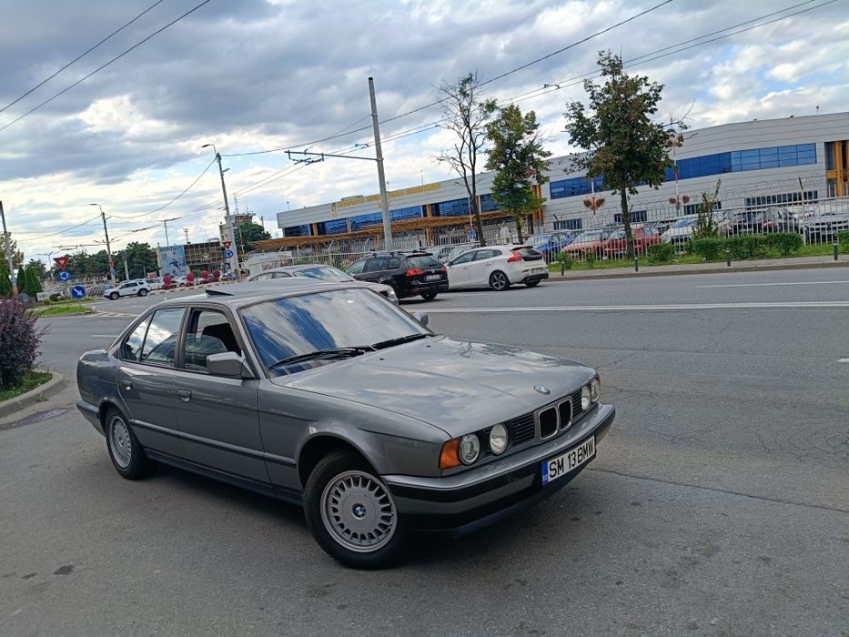 BMW 518 vehicul istoric