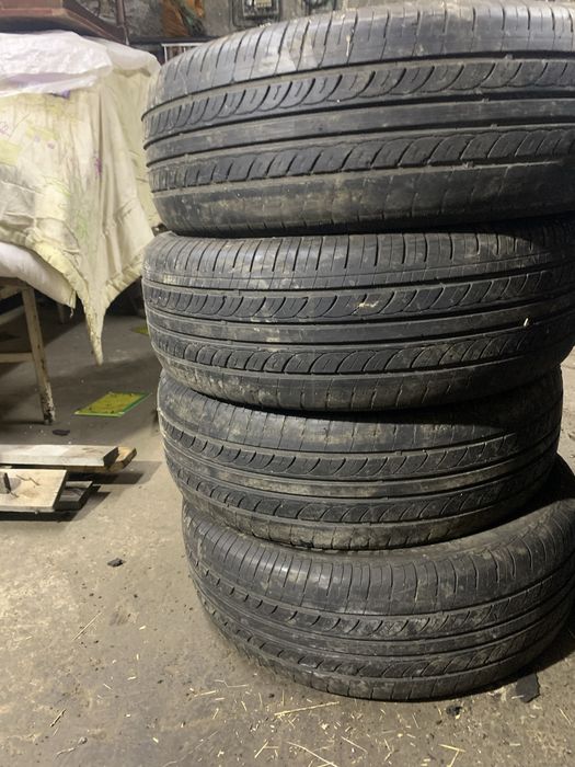 Продам Шины 215/60/16