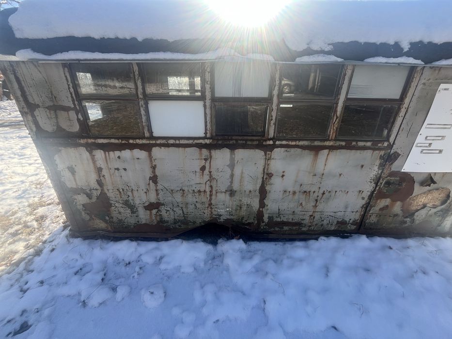 Военен фургон/офис,склад,работилница).