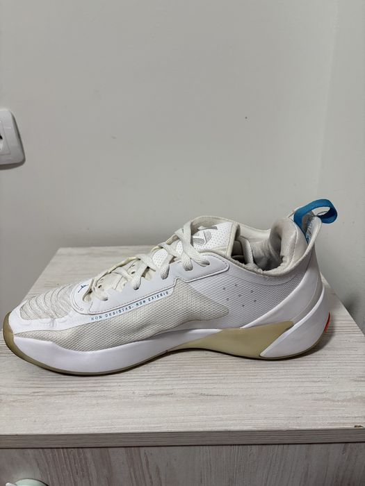 Маратонки Jordan Luka 1