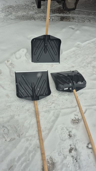 Lopeți/Lopata Zăpadă Rezistente (Lamă Metalică)