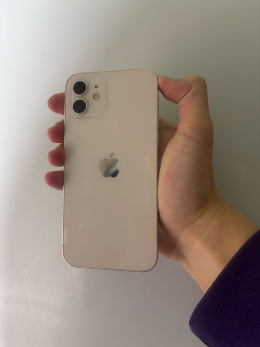 iPhone 12 128gb. White.