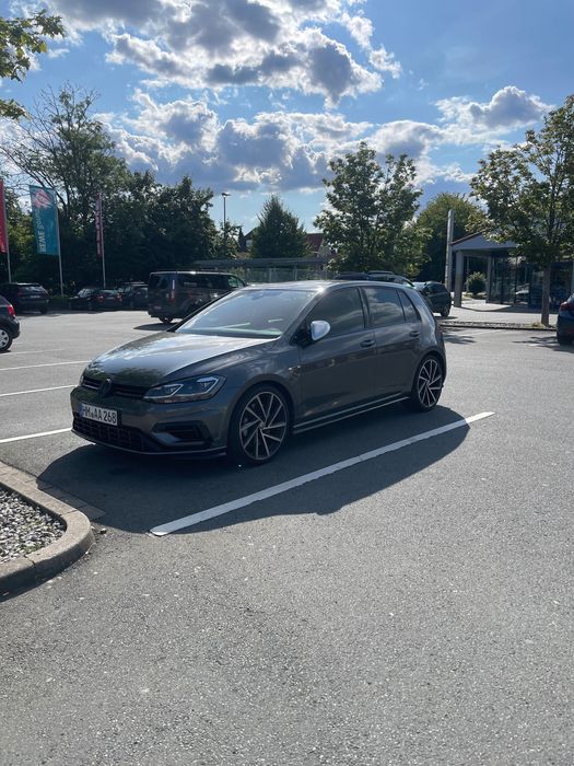 VOLKSWAGEN Golf 2019 — imagine 3