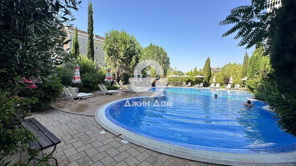 Продава се Двустаен апартамент в к.к. Слънчев бряг - 70 кв.м за 1100 €/кв.м - Снимка #10