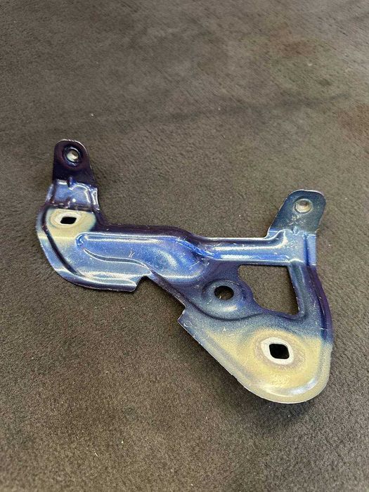 Suport aripă stanga BMW SERIA 3 G20