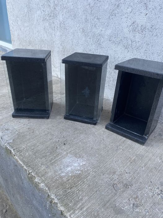 Vand felinare funerare