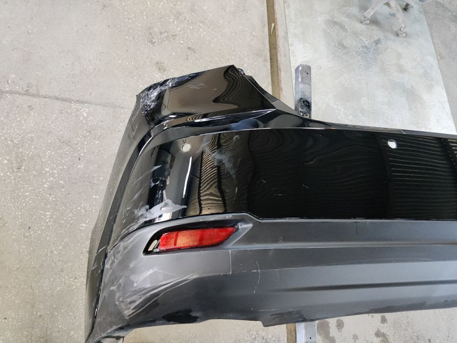 Бампер Toyota Camry 80