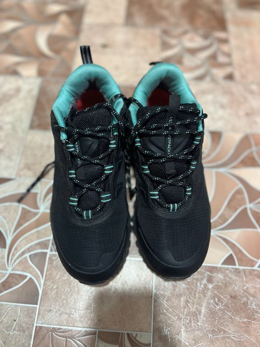 Демисезонные кроссовки Columbia