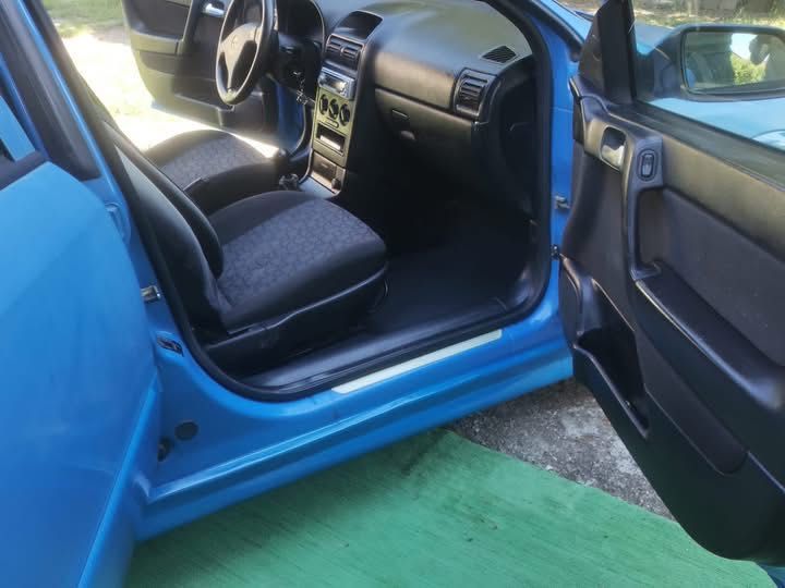 Vând Opel Astra G