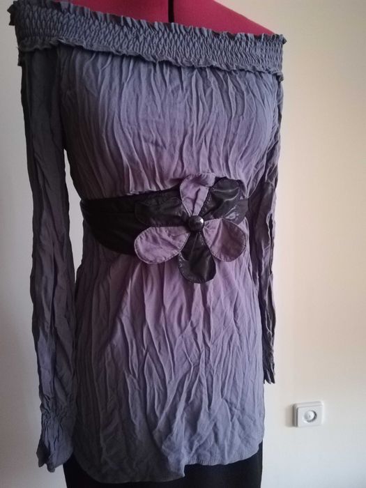 Дамска блуза с паднали рамене